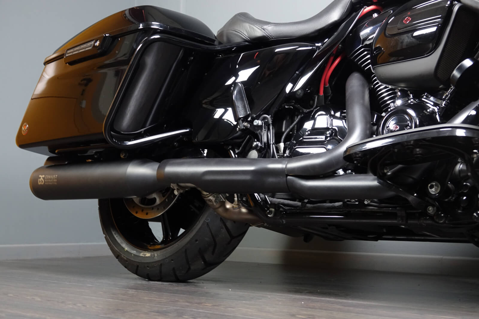 Scarico slip-on Exhaust Revolution per TOURING® 2021-UP compatibile per gamma Harley-Davidson® Touring®